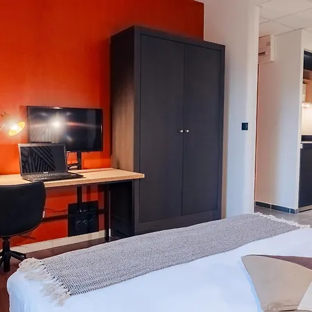 Apart-hotel Cowool Lille D'ascq - Ex Olivarius 3*