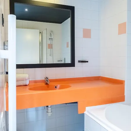 Apart-hotel Cowool Lille D'ascq - Ex Olivarius 3*